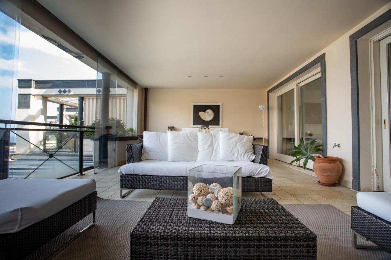 Beautiful Apartment In The Centre Of Таормина Екстериор снимка